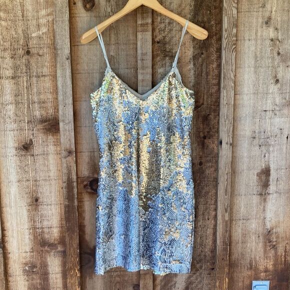 Cupcakes & Cashmere Candace V-neck Silver Sequin Slip Mini Dress-Snake-print - Picture 8 of 14